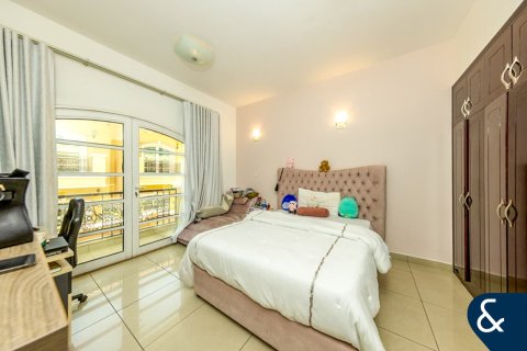 Купить таунхаус в Victory Heights, Dubai Sports City, Дубай: 3 спальни, 227м², № 75754 - фото 9