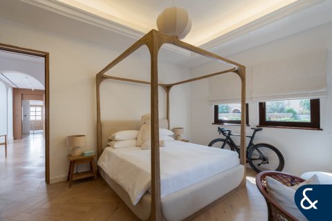 Villa in The Villa, Dubai 5 bedrooms, 780 sq.m. № 75742 - photo 8