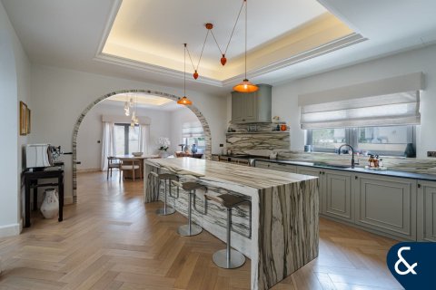 Villa in The Villa, Dubai 5 bedrooms, 780 sq.m. № 75742 - photo 5