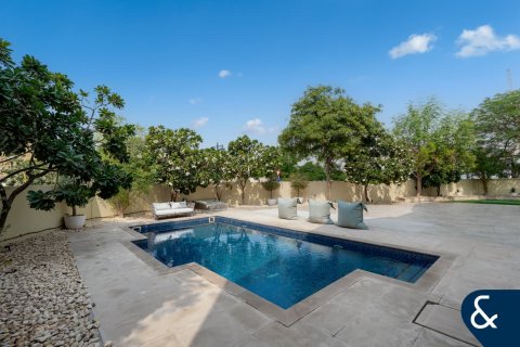 Villa in The Villa, Dubai 5 bedrooms, 780 sq.m. № 75742 - photo 20