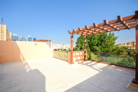 Townhouse in Jumeirah Islands, Dubai 4 bedrooms, 312 sq.m. № 44296 - photo 14
