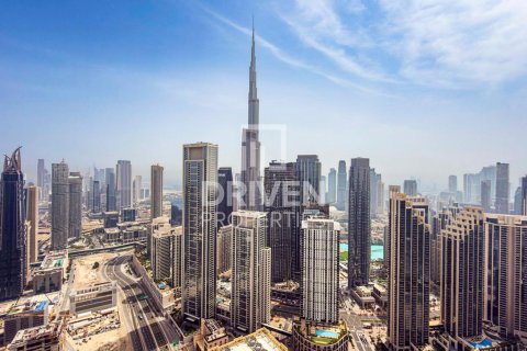 Apartment in Paramount Tower Hotel & Residences, Business Bay, Dubai 2 bedrooms, 104.14 sq.m. № 137235 - photo 7