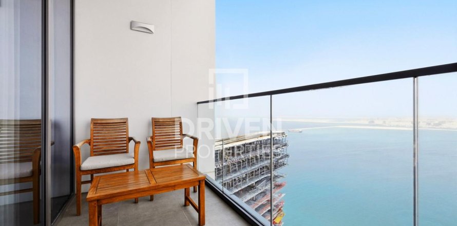 Apartment in Maritime City, Dubai 2 bedrooms, 129.51 sq.m. № 137237
