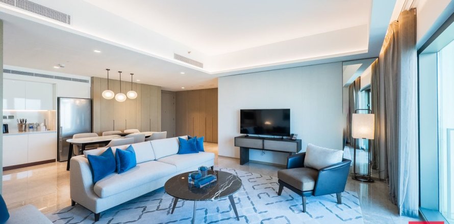 Квартира в Дубае, 3 спальни, 148.5м², № 8559