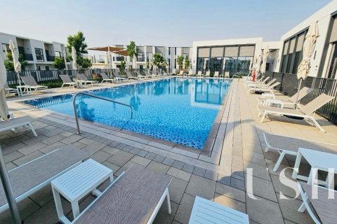 Townhouse in EMAAR South, Dubai South (Dubai World Central), Dubai 3 bedrooms, 144 sq.m. № 39679 - photo 11