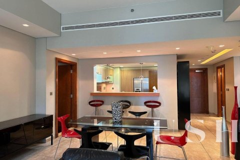 Apartment in Marina Residences, Palm Jumeirah, Dubai 2 bedrooms, 161 sq.m. № 39685 - photo 19