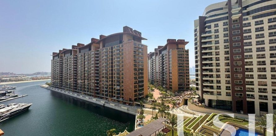 Apartment in Marina Residences, Palm Jumeirah, Dubai 2 bedrooms, 161 sq.m. № 39685