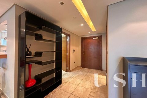 Apartment in Marina Residences, Palm Jumeirah, Dubai 2 bedrooms, 161 sq.m. № 39685 - photo 14