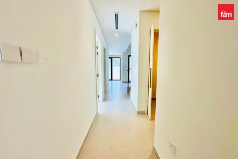 Villa en Dubai, 4 dormitorios, 300.7 m², № 22330 - foto 26