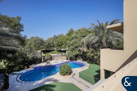 Villa in Arabian Ranches, Dubai 5 bedrooms, 937 sq.m. № 98681 - photo 2