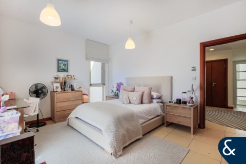 Villa in Arabian Ranches, Dubai 5 bedrooms, 937 sq.m. № 98681 - photo 17