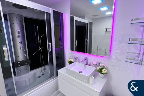 Apartment in Shams, Jumeirah Beach Residence, Dubai 2 bedrooms, 128 sq.m. № 98691 - photo 20