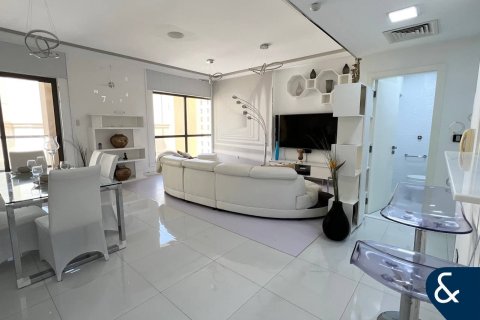 Apartment in Shams, Jumeirah Beach Residence, Dubai 2 bedrooms, 128 sq.m. № 98691 - photo 21