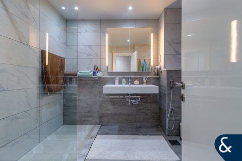 Apartment in Rimal, Jumeirah Beach Residence, Dubai 3 bedrooms, 176 sq.m. № 98690 - photo 25