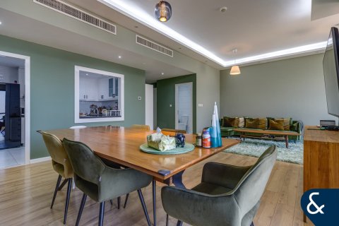 Apartment in Rimal, Jumeirah Beach Residence, Dubai 3 bedrooms, 176 sq.m. № 98690 - photo 11