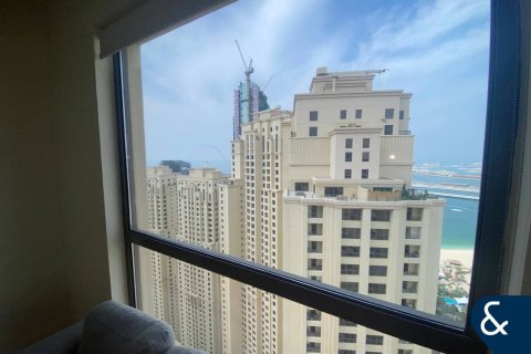 Купить квартиру в Джумейра Бич Резиденс, Дубай: 4 спальни, 265м², № 98697 - фото 2