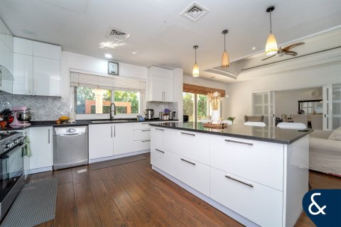 Купить виллу в Green Community West, Green Community, Дубай: 5 спален, 577м², № 98696 - фото 11