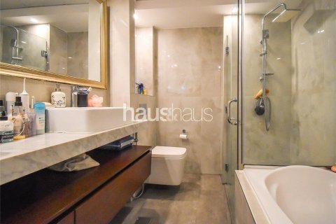Купить квартиру в Emaar 6 Towers, Дубай Марина, Дубай: 3 спальни, 218м², № 43695 - фото 12
