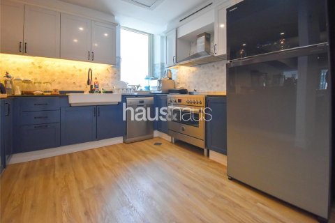 Купить квартиру в Emaar 6 Towers, Дубай Марина, Дубай: 3 спальни, 218м², № 43695 - фото 19