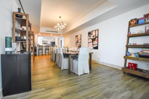 Купить квартиру в Emaar 6 Towers, Дубай Марина, Дубай: 3 спальни, 218м², № 43695 - фото 7