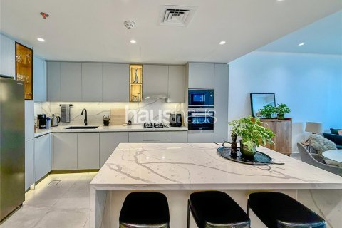 Apartment in Jumeirah Beach Residence, Dubai 3 bedrooms, 203 sq.m. № 43692 - photo 2
