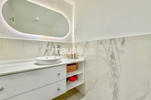 Apartment in Jumeirah Beach Residence, Dubai 3 bedrooms, 203 sq.m. № 43692 - photo 7