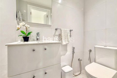 Apartment in Jumeirah Beach Residence, Dubai 3 bedrooms, 203 sq.m. № 43692 - photo 17