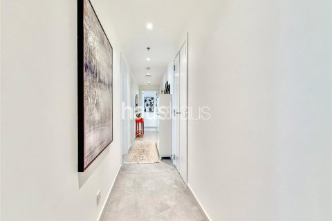 Apartment in Jumeirah Beach Residence, Dubai 3 bedrooms, 203 sq.m. № 43692 - photo 4