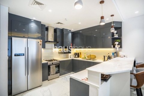 Adosado en Al Furjan, Dubai, 3 dormitorios, 294 m², № 43693 - foto 3