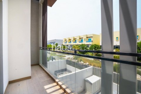 Adosado en Al Furjan, Dubai, 3 dormitorios, 294 m², № 43693 - foto 13