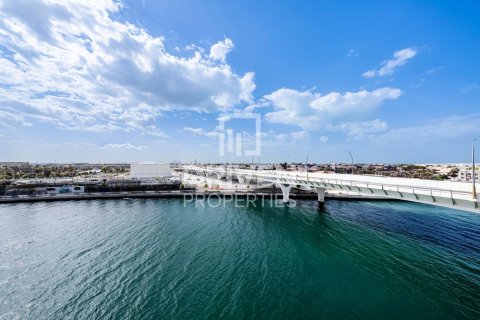 Appartement à Al Wasl, Dubai, 3 chambres, 164 m², № 87561