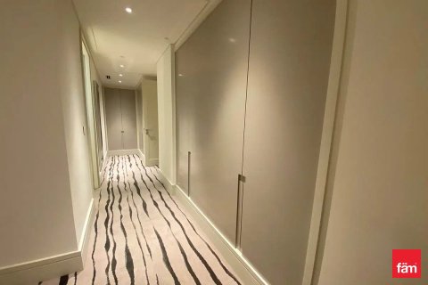 Apartment in Downtown Dubai (Downtown Burj Dubai), Dubai 2 bedrooms, 129 sq.m. № 94976 - photo 9