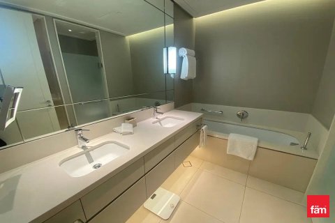 Apartment in Downtown Dubai (Downtown Burj Dubai), Dubai 2 bedrooms, 129 sq.m. № 94976 - photo 12