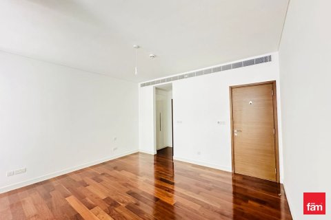 Apartment in Al Wasl, Dubai 1 bedroom, 118.9 sq.m. № 55182 - photo 8