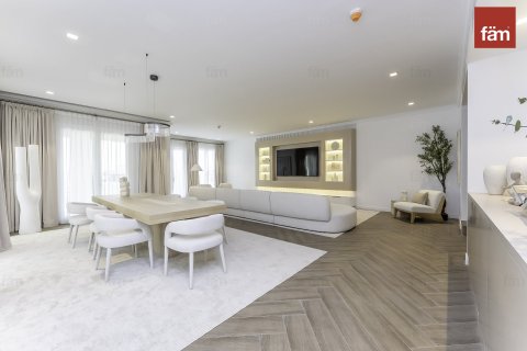 Townhouse in Dubai 5 bedrooms, 608 sq.m. № 55174 - photo 24