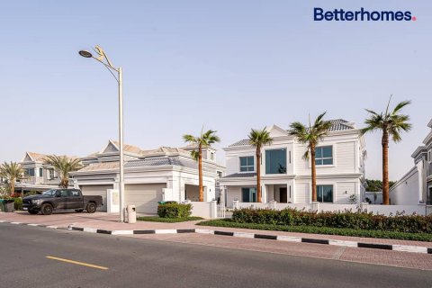 Villa in Falcon City of Wonders, Dubai 5 bedrooms, 823 sq.m. № 57757 - photo 17