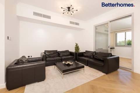 Villa in Falcon City of Wonders, Dubai 5 bedrooms, 823 sq.m. № 57757 - photo 29