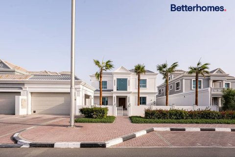 Villa in Falcon City of Wonders, Dubai 5 bedrooms, 823 sq.m. № 57757 - photo 16