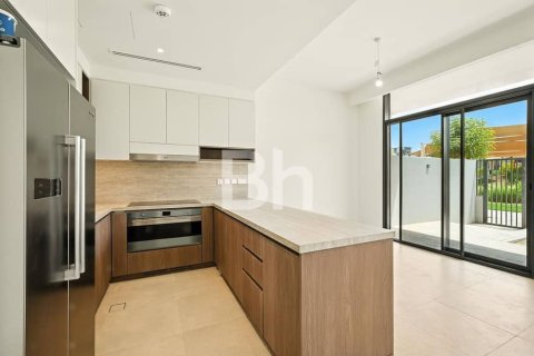 Townhouse in Mudon, Dubai 4 bedrooms, 279 sq.m. № 57758 - photo 12