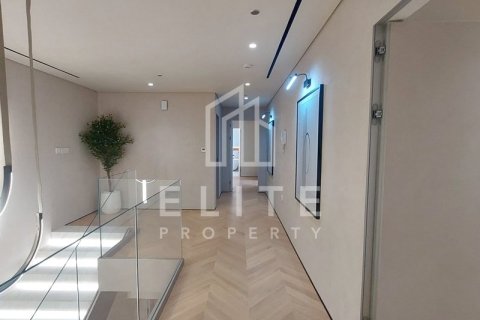 Apartment in Palm Jumeirah, Dubai 4 bedrooms, 485 sq.m. № 38944 - photo 10