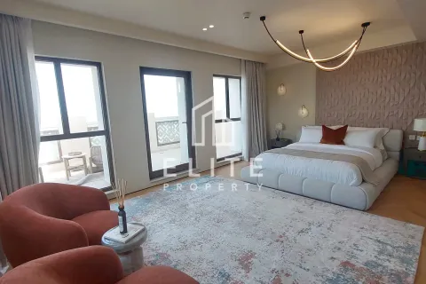 Apartment in Palm Jumeirah, Dubai 4 bedrooms, 485 sq.m. № 38944 - photo 8