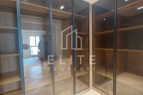 Apartment in Palm Jumeirah, Dubai 4 bedrooms, 485 sq.m. № 38944 - photo 19