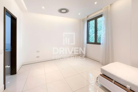 Villa in Signature Villas, Palm Jumeirah, Dubai 6 bedrooms, 1245.37 sq.m. № 128851 - photo 13