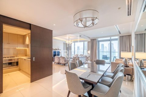 Apartment in The Address Residence Fountain Views, Downtown Dubai (Downtown Burj Dubai), Dubai 3 bedrooms, 205.87 sq.m. № 128864 - photo 16