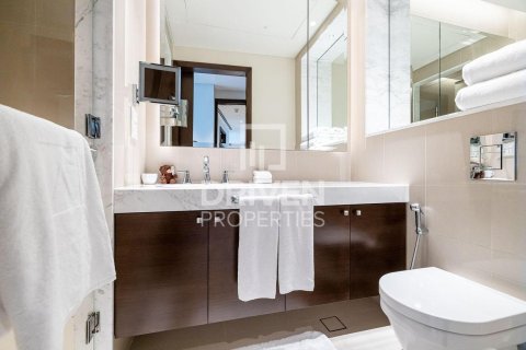Apartment in The Address Residence Fountain Views, Downtown Dubai (Downtown Burj Dubai), Dubai 3 bedrooms, 205.87 sq.m. № 128864 - photo 21