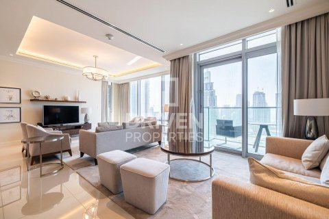 Apartment in The Address Residence Fountain Views, Downtown Dubai (Downtown Burj Dubai), Dubai 3 bedrooms, 205.87 sq.m. № 128864