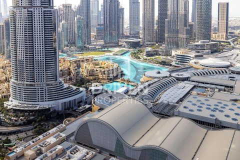 Apartment in The Address Residence Fountain Views, Downtown Dubai (Downtown Burj Dubai), Dubai 3 bedrooms, 205.87 sq.m. № 128864 - photo 22