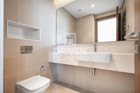 Apartment in Al Wasl, Dubai 2 bedrooms, 150.97 sq.m. № 137151 - photo 23