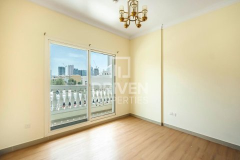 Appartement à District 13, Jumeirah Village Circle, Dubai, 2 chambres, 112.32 m², № 137149 - photo 7