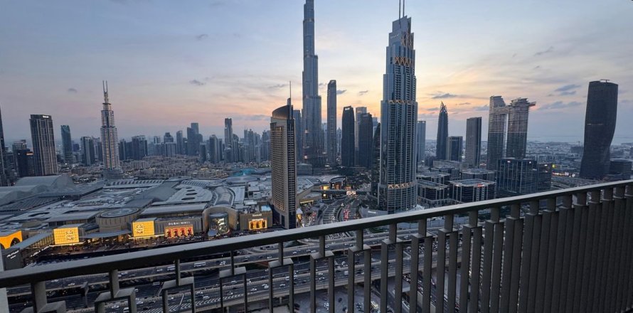 Apartamento en Downtown Dubai (Downtown Burj Dubai), Dubai, 3 dormitorios, 167.8 m², № 9436